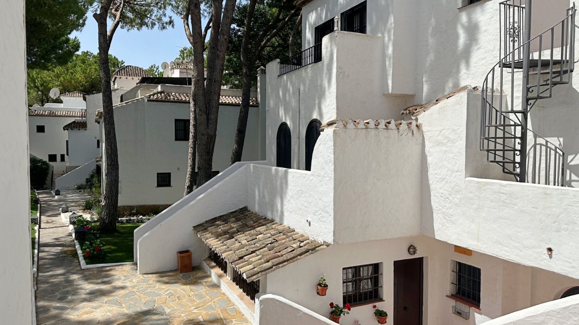 Alquiler a corto plazo - Apartamento - Marbella - Nueva Andalucia, Aloha