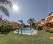 Alquiler a largo plazo - Adosado - Marbella - Milla de Oro