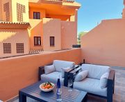 Alquiler a largo plazo - Apartamento - Estepona - El Paraíso