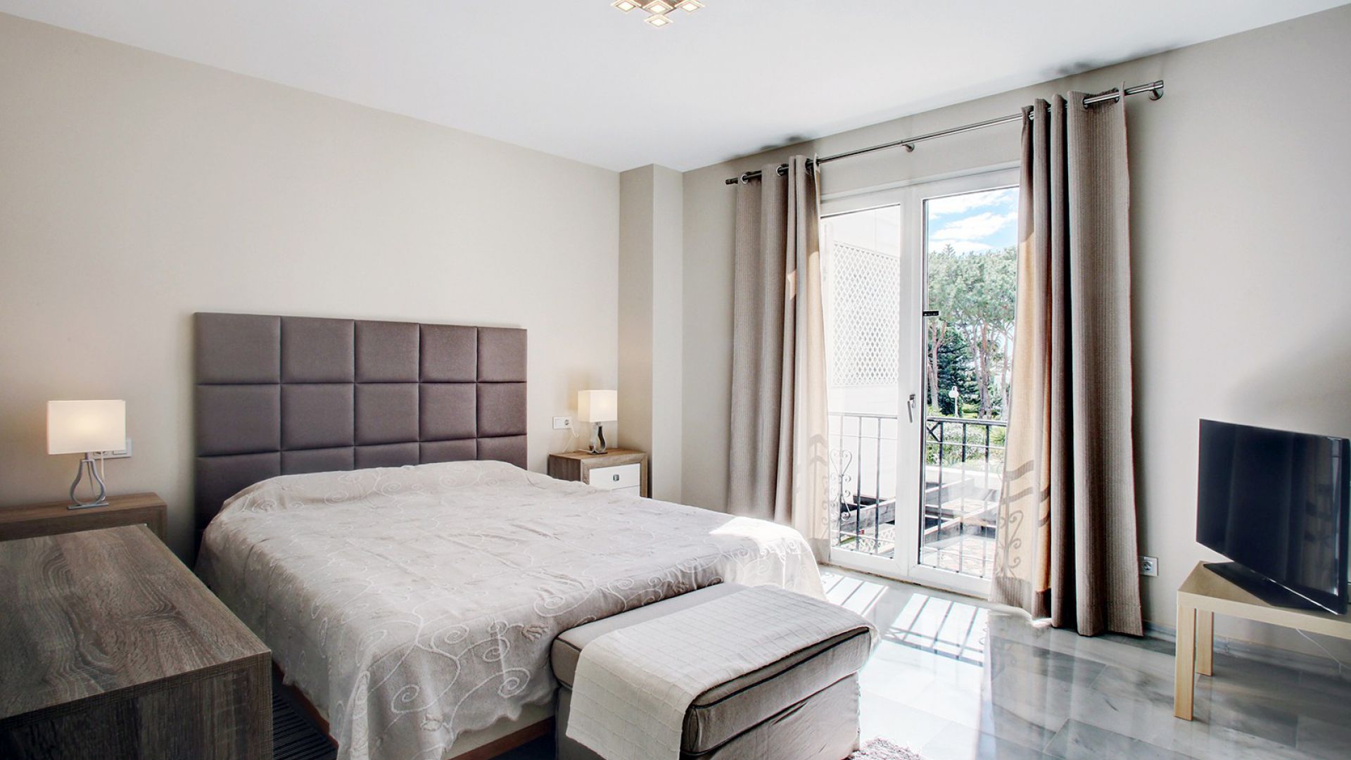 Alquiler a largo plazo - Apartamento - Marbella - Puerto Banús