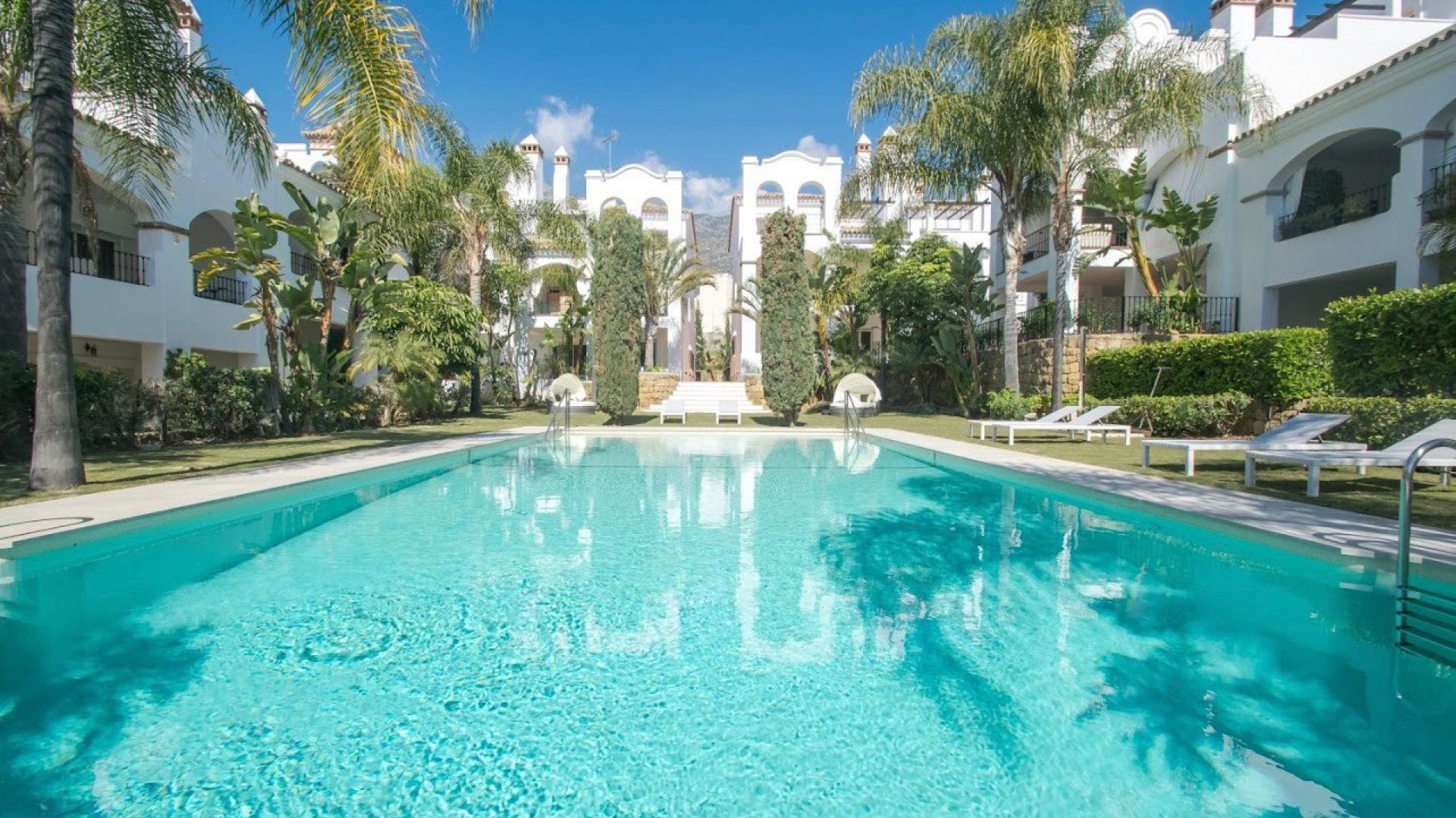 Alquiler a largo plazo - Apartamento - Marbella - Sierra Blanca
