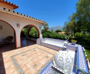 Alquiler a largo plazo - Chalet - Marbella - Nueva Andalucia, Las Brisas