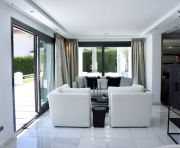 Alquiler a largo plazo - Chalet - Marbella - Nueva Andalucía