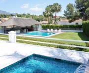 Alquiler a largo plazo - Chalet - Marbella - Nueva Andalucía