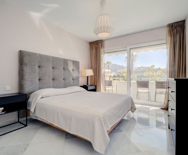 Apartamento - Alquiler a corto plazo - Marbella - Puerto Banús