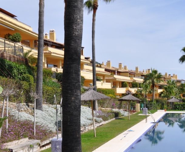 Apartamento - Alquiler a largo plazo - Marbella - Sierra Blanca