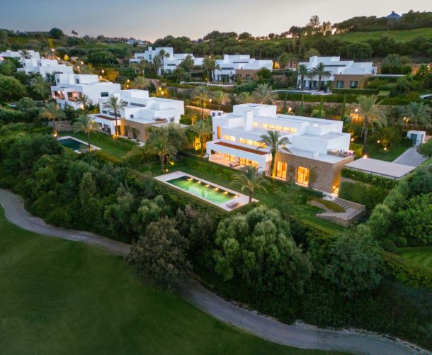 Chalet - Venta - Estepona - Estepona