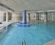 Försäljning - Lägenhet - Estepona - Kempiski 