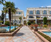 Försäljning - Lägenhet - Marbella - Nueva Andalucia, Aloha