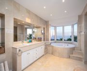 Försäljning - Villa - Marbella - Los Monteros