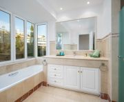 Försäljning - Villa - Marbella - Los Monteros