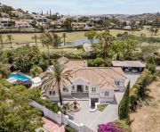 Försäljning - Villa - Marbella - Los Naranjos de Marbella