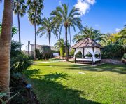 Försäljning - Villa - Marbella - Los Naranjos de Marbella
