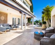 Försäljning - Villa - Marbella - Los Naranjos de Marbella