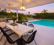 Försäljning - Villa - Marbella - Nueva Andalucia, Aloha