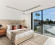 Försäljning - Villa - Marbella - Nueva Andalucia, Las Brisas