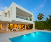Försäljning - Villa - Marbella - Nueva Andalucia, Las Brisas