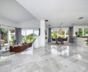Försäljning - Villa - Marbella - Nueva Andalucía