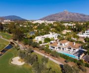 Försäljning - Villa - Marbella - Nueva Andalucía