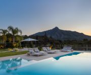 Försäljning - Villa - Marbella - Nueva Andalucía