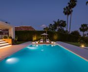 Försäljning - Villa - Marbella - Nueva Andalucía