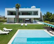 Försäljning - Villa - Marbella - Nueva Andalucía