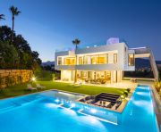 Försäljning - Villa - Marbella - Nueva Andalucía