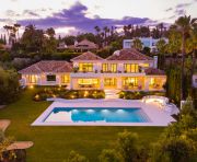 Försäljning - Villa - Marbella - Nueva Andalucía