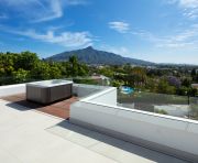 Försäljning - Villa - Marbella - Nueva Andalucía