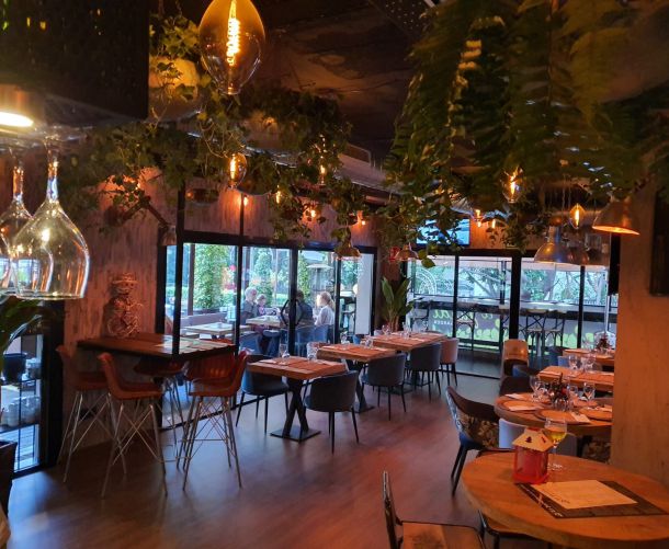 Коммерческий - Продажи - Marbella - Nueva Andalucia, Aloha