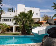 Korttidsuthyrning - Villa - Marbella - Nueva Andalucía