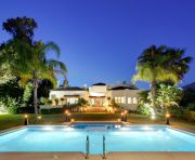 Korttidsuthyrning - Villa - Marbella - Nueva Andalucía