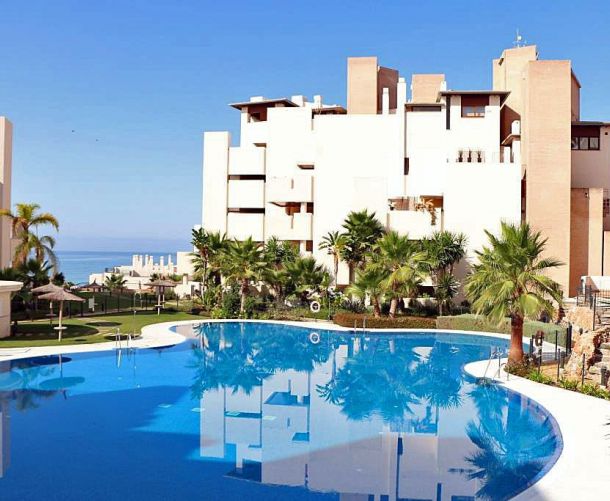 Lägenhet - Försäljning - Estepona - Kempiski 