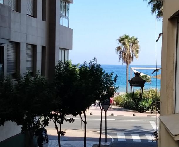 Lägenhet - Försäljning - Estepona - LHA-011-JL