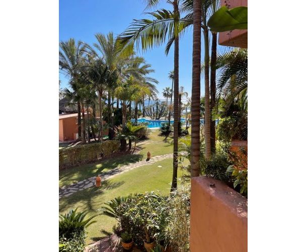 Lägenhet - Korttidsuthyrning - Estepona - Kempiski 