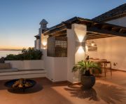 Продажи - Дуплекс-пентхаус - Estepona