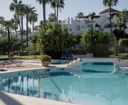 Продажи - Дуплекс-пентхаус - Estepona