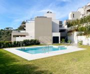 Продажи - Дуплекс-пентхаус - Marbella - Nueva Andalucia, La Cerquilla
