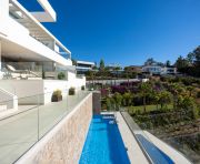 Продажи - Дуплекс-пентхаус - Marbella - Nueva Andalucía