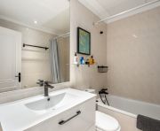 Продажи - Квартира - Marbella - Nueva Andalucia, Aloha