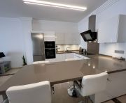 Продажи - Квартира - Marbella - Nueva Andalucia, Aloha