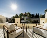 Продажи - Таунхаус - Marbella - Nueva Andalucia, Aloha