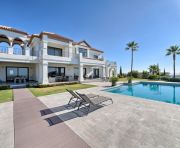 Продажи - Вилла - Estepona - Los Flamingos