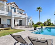 Продажи - Вилла - Estepona - Los Flamingos