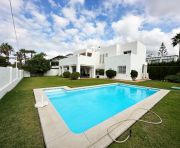 Продажи - Вилла - Marbella - Las Chapas