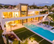 Продажи - Вилла - Marbella - Los Monteros