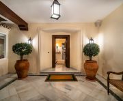 Продажи - Вилла - Marbella - Los Naranjos de Marbella