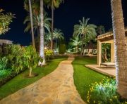 Продажи - Вилла - Marbella - Los Naranjos de Marbella