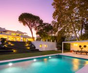 Продажи - Вилла - Marbella - Nueva Andalucia, Aloha