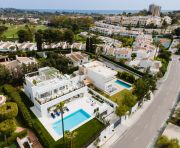 Продажи - Вилла - Marbella - Nueva Andalucia, Aloha